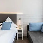 Westend 3*