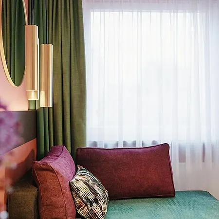 Westend Hotell 3*