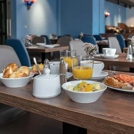 ホテル ウエストエンド ホテル（禁煙） 3*