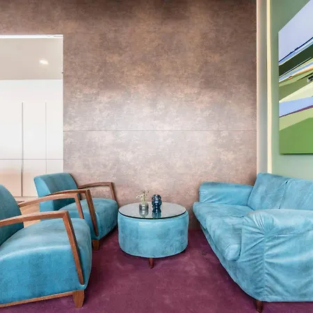 Westend Hotell 3*
