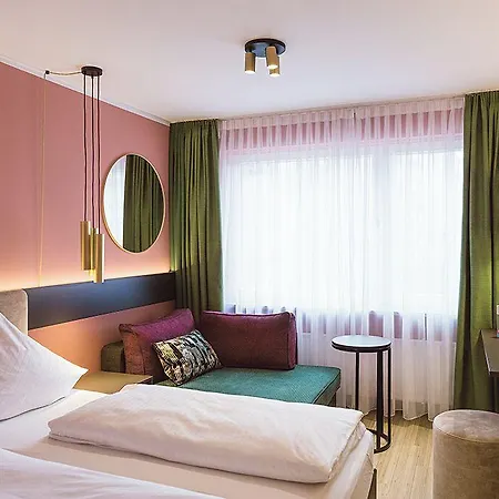 Westend Hotell