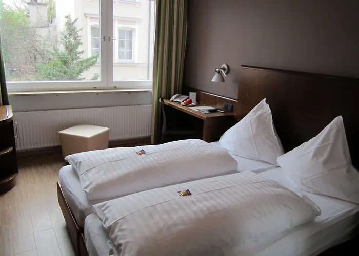 Westend Ξενοδοχείο 3*