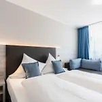 Hotel Westend 3*